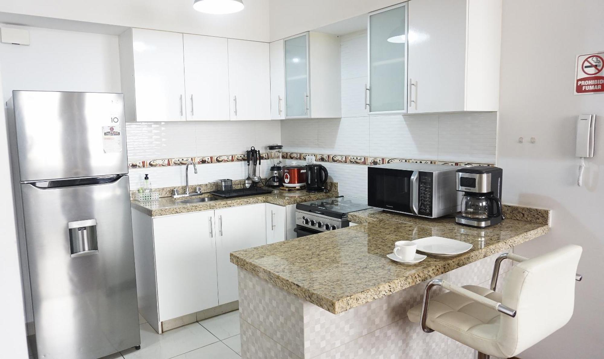 Apartamentos Lima Airport - Pillqu Peru Dış mekan fotoğraf
